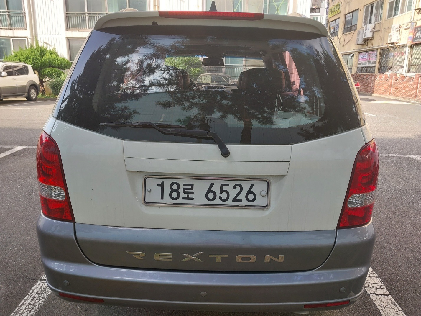 슈퍼 렉스턴 Y200 7인승(디젤 RX4) 2WD 최고급 매물 썸네일