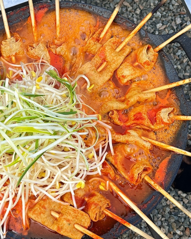 빨간 오뎅 (어묵 300g + 소스 150g + 육수 300g) 상품 썸네일