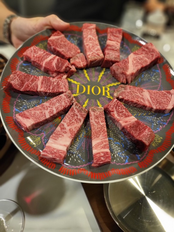 모임이. 생긴건 그리오래되지않은것같은데
참 맛있는음식 많이도먹었네요.^^

좋은분들 comecome💓
