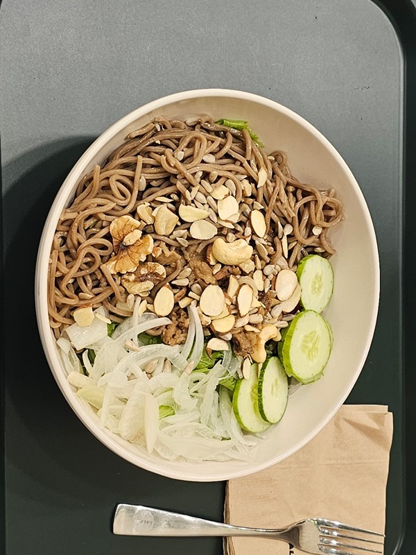 메밀면이 맛있었던 동네 산책