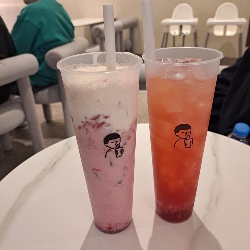 행신 카페에서~