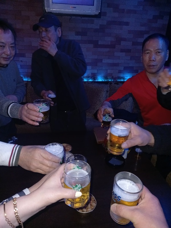좋은인연으로 울 회원님들.첫 정모에 참석해주셔서 감사했습니다 ^^ 앞으로도 이방을 빛내주십시요♡♡ 1차 족발집 사진이 저한테는 없네요^^사진좀 올려주세요~~~~