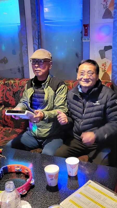 일요 노래방.6.70대 앨범 사진