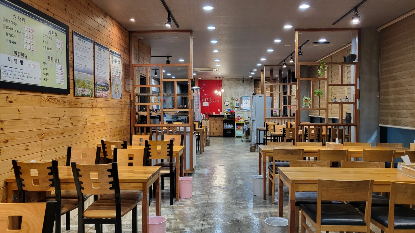 홀서빙, 주방 보조 구합니다~