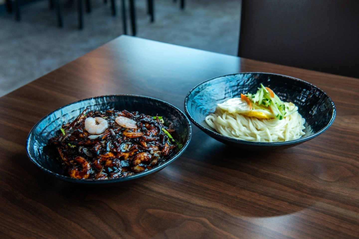 홀서빙인구인합니다!.점심타임 래원.