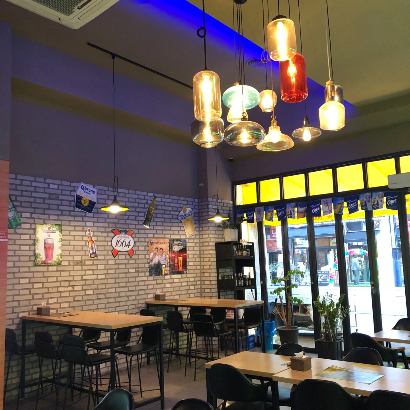 한대앞 셀프맥주 홀알바(금토일)구해요!