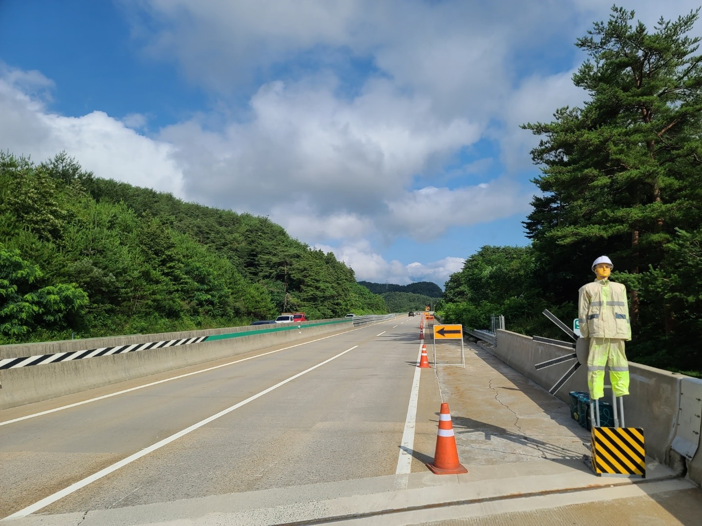 고속도로/국도 차단전문 직원/알바구함 공고 썸네일