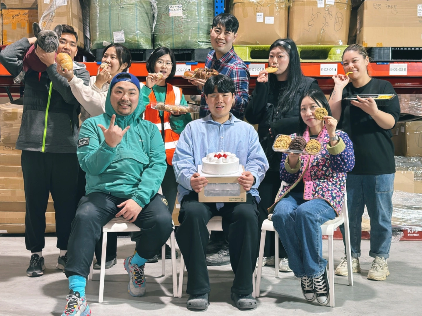 와니컴퍼니 창고임당에서 물류 사무 크루원 찾습니다!