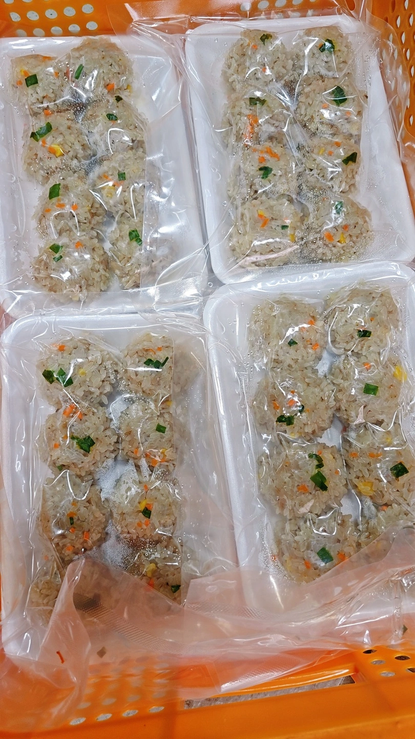 만두집 중국인 한명 구합니다