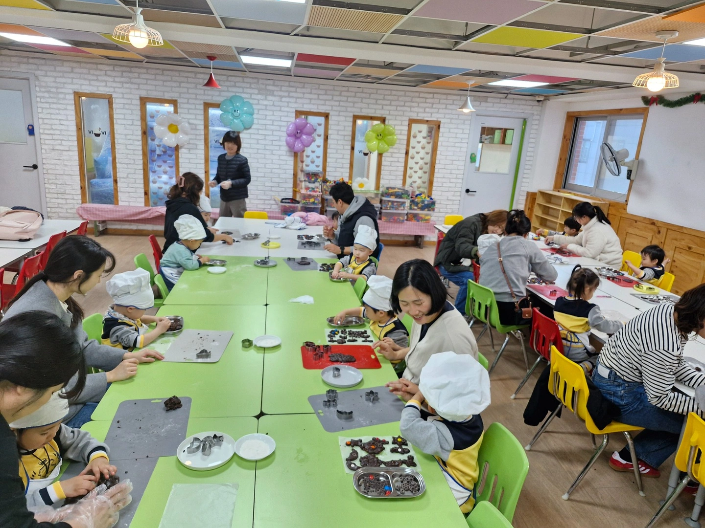 요리행사 재료소분 및 뒷정리 도와주실분 구합니다