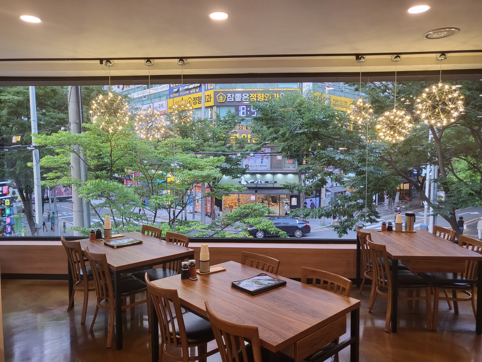 [중식레스토랑]리산옥 화명본점 홀정직원[남/여]모집 공고 썸네일