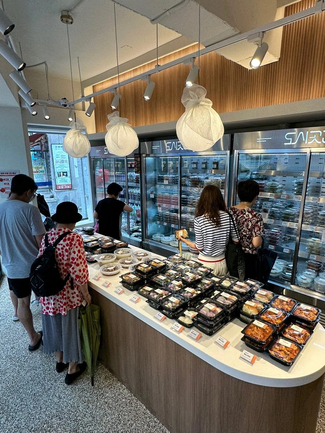 도시곳간 성수점에서 주방 인력 구합니다 :)