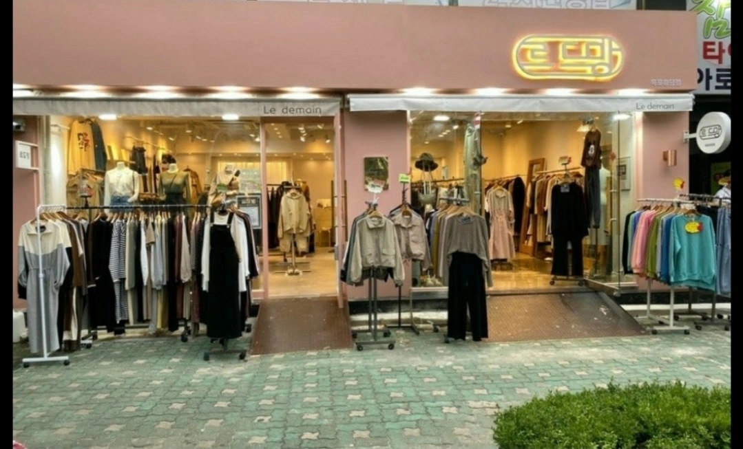 의류피팅모델