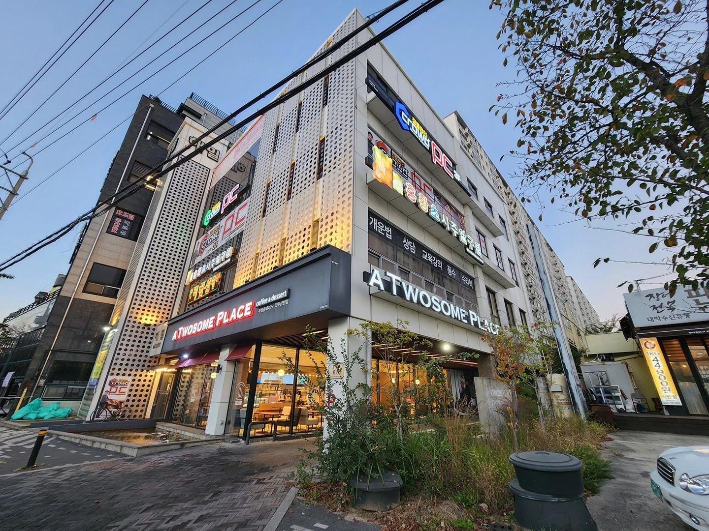 투썸플레이스 전주삼천점 평일마감, 주말오픈, 마감