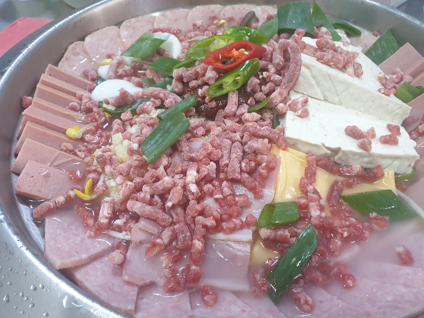 이등병 화~토(주5일) 점심11~2시/ 홀서빙알바 구함