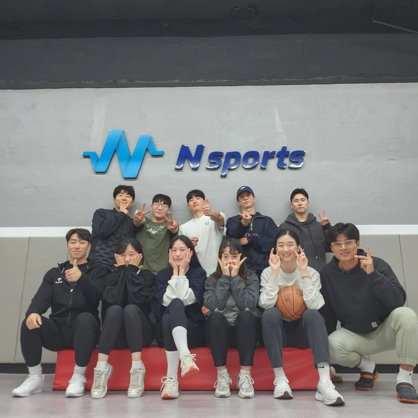 앤스포츠에서 라이드 가능한 선생님 구합니다