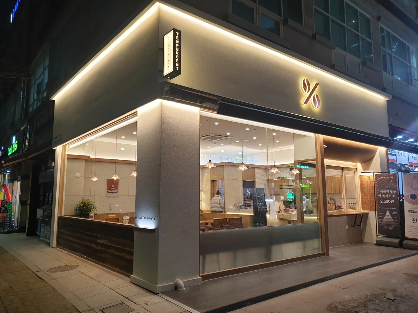 텐퍼센트 김포 구래점에서 알바분 모집