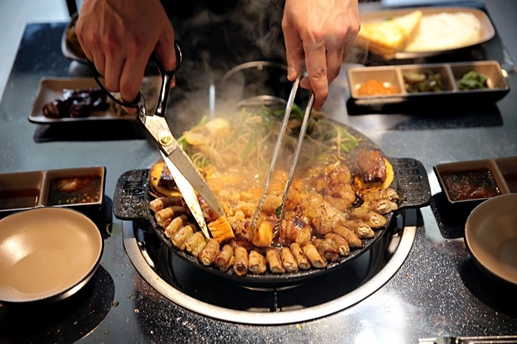 연신내 제일곱창에서 금토 아르바이트 모집합니다
