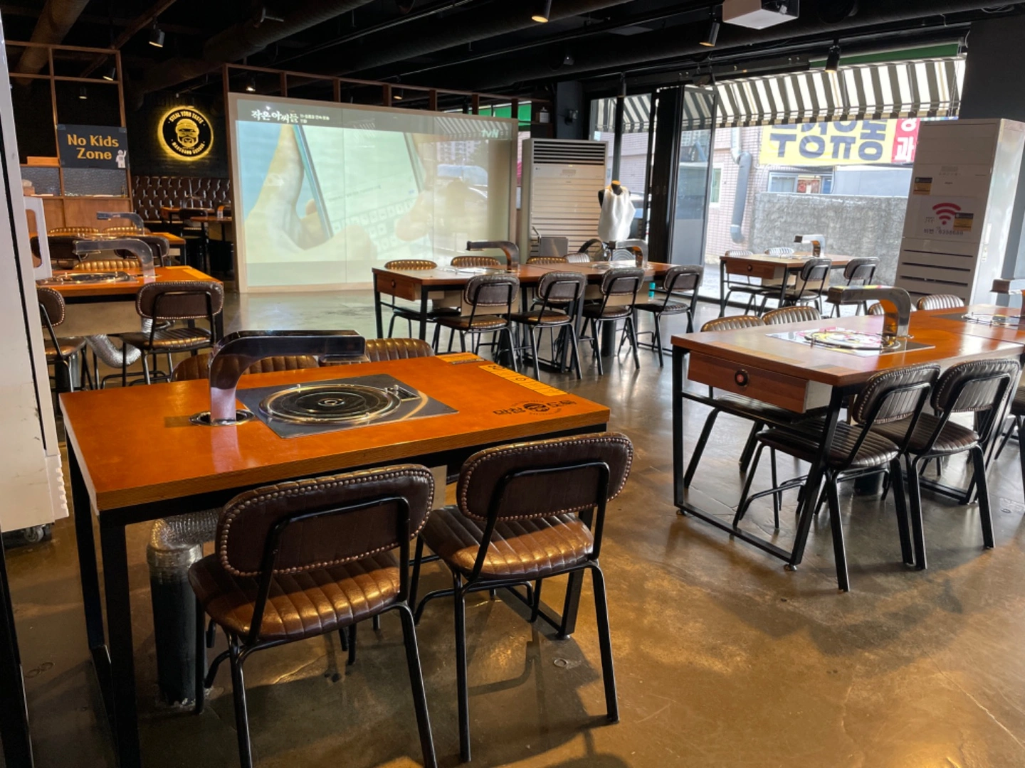 10월 24, 25 홀서빙 단기알바 급구