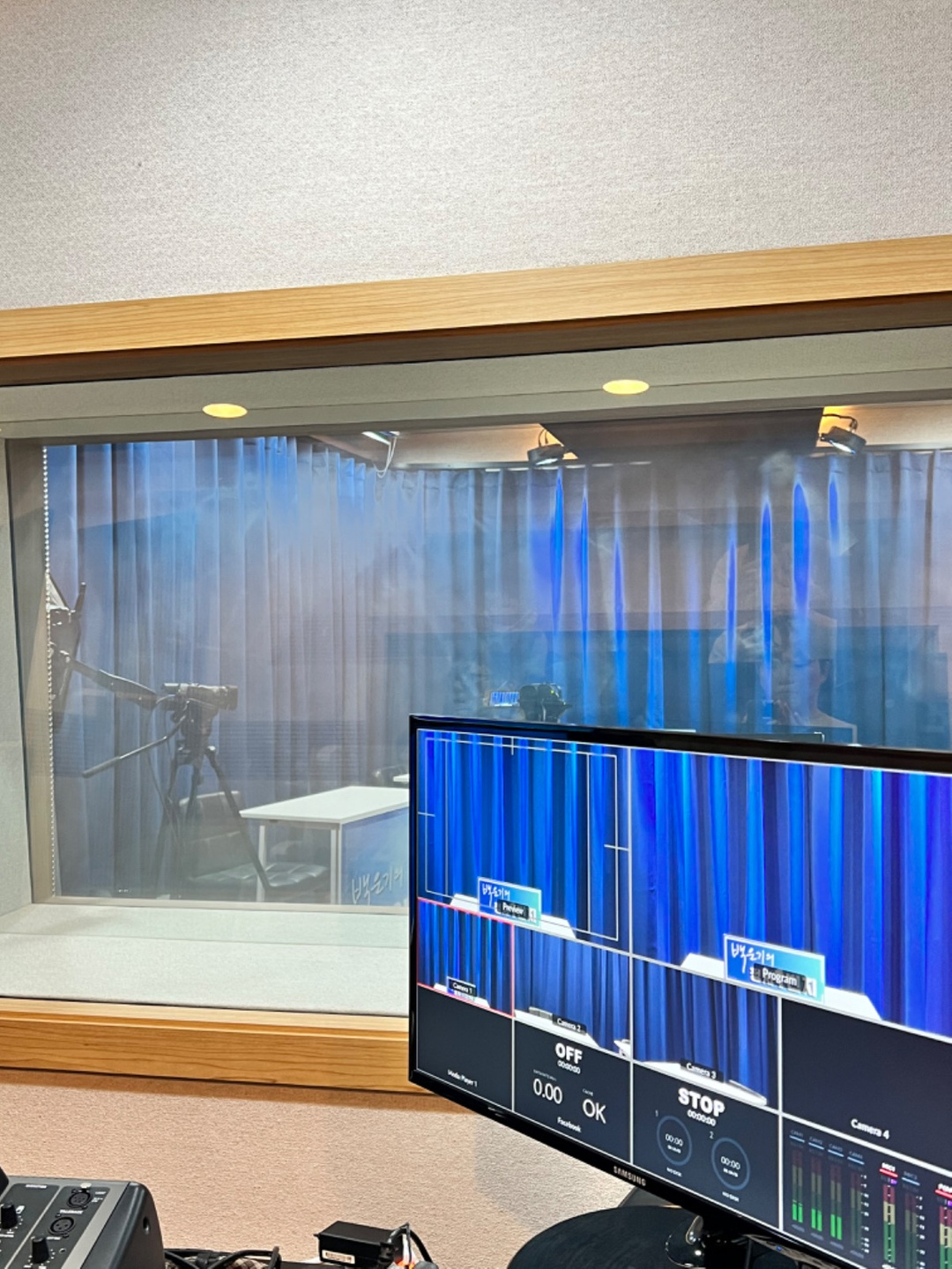 유튜브 촬영 보조 구인합니다. - 서울특별시 마포구 상수동 | 당근알바 유튜브 촬영 보조 구인합니다. - 서울특별시 마포구 상수동 | 당근알바
