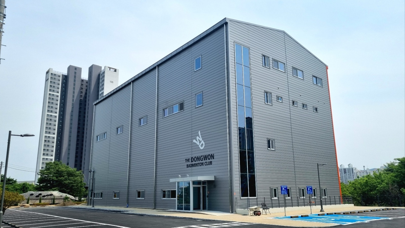 실장님 구함(오전, 오후 교대근무) 공고 썸네일