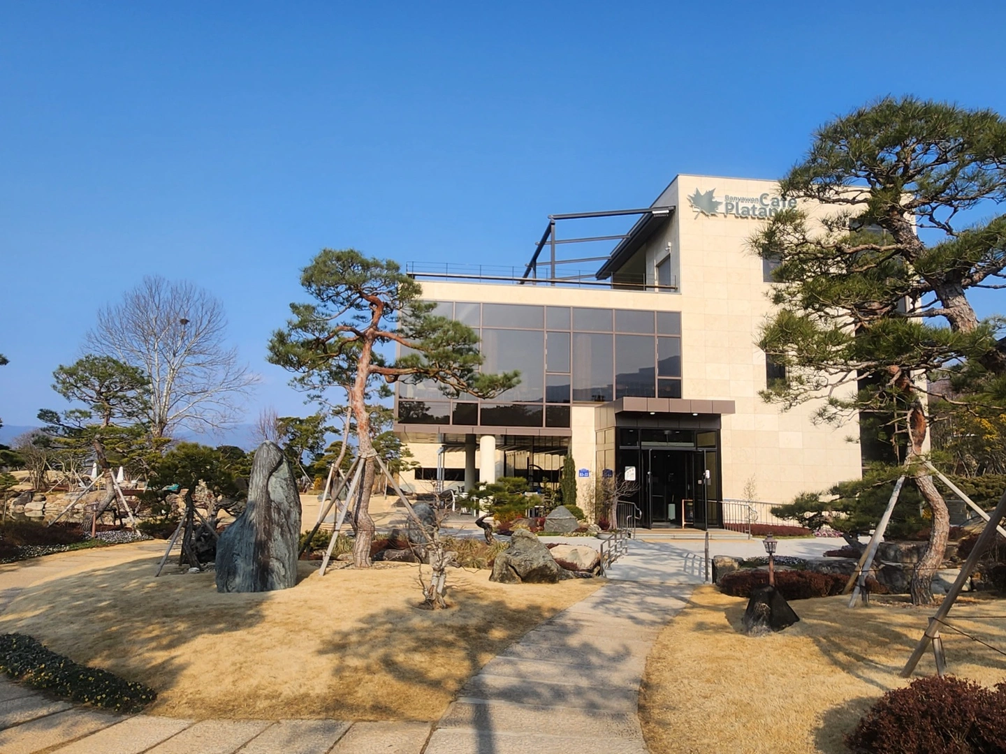 제빵 하루 5시간 일하실분 구합니다
