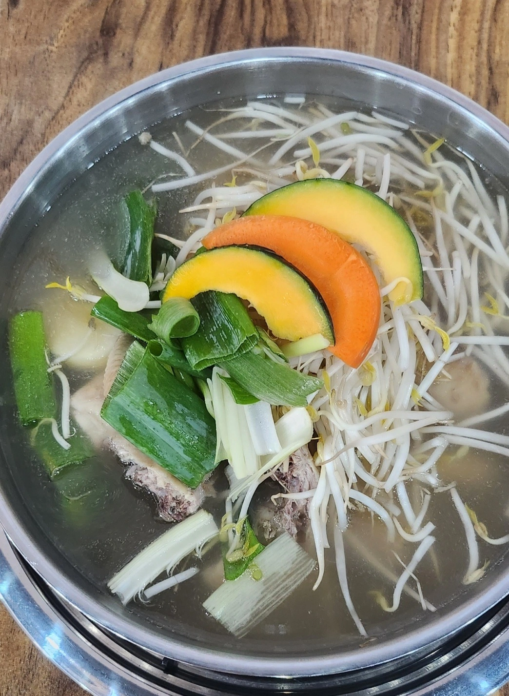 그레이스 닭한마리 칼국수 ㅈ 주방직원및홀직원