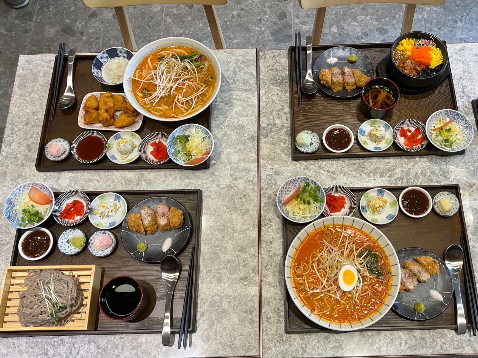 매주 일요일 주방보조(설거지) 구합니다. 공고 썸네일
