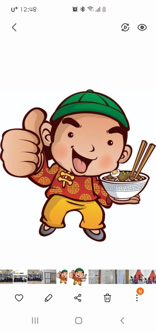 홀서빙1명 주방1명 구합니다.,