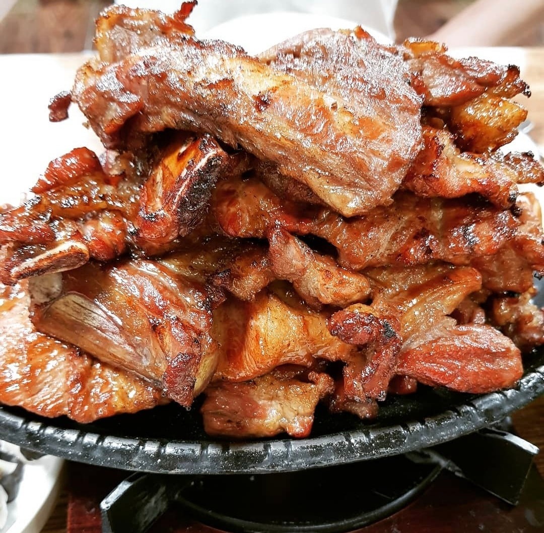 예약제 운영 홀서빙1분구해요 월300만원 공고 썸네일