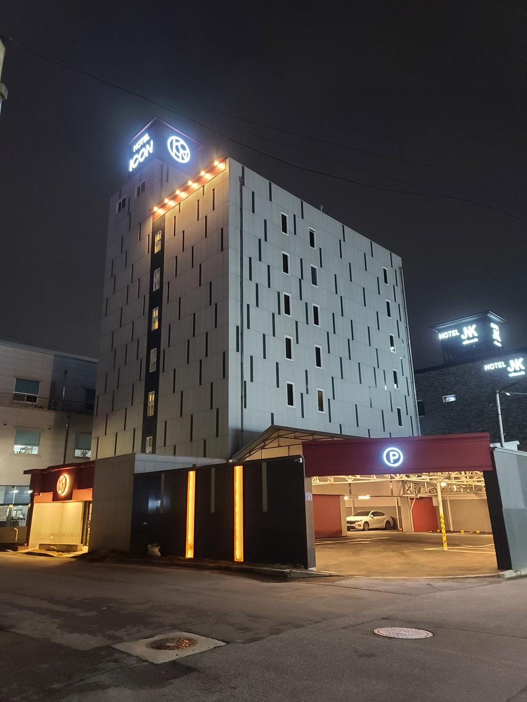 경장동 아이콘 호텔 야간 근무자 구인합니다 공고 썸네일