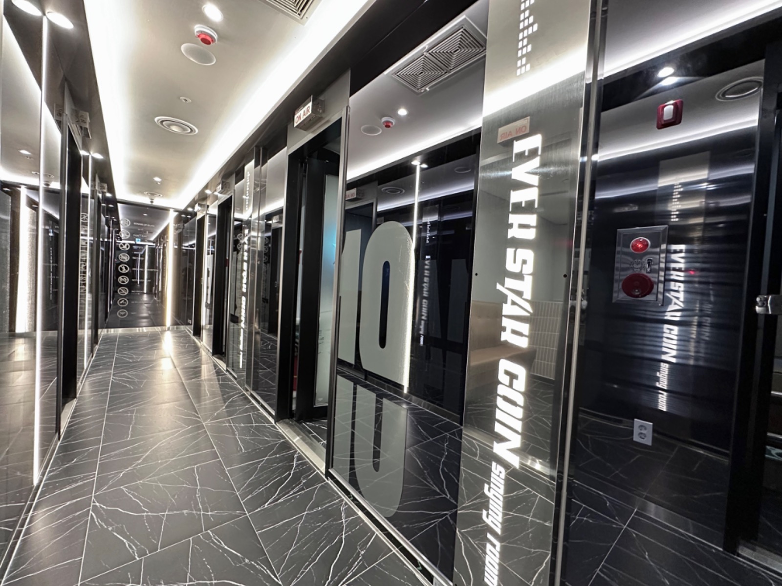 망포 역 코인 노래방 (98) 사진