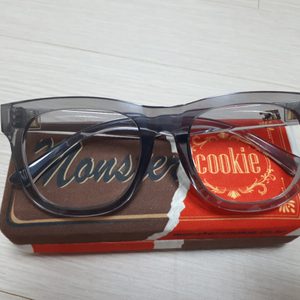 몬스터쿠키 반투명뿔떼 안경테 팔아요