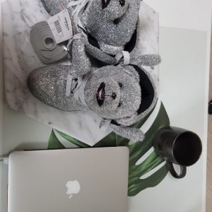 새상품 아디다스 제레미스캇 한정판 신발 판매합니다