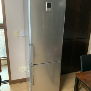 삼성 냉장고 2도어 제품 판매합니다.