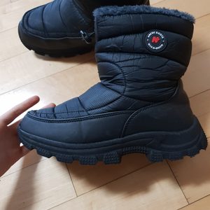 250 겨울용 털 부츠