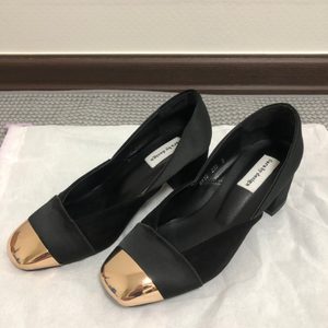 앞코 포인트 구두 팔아요