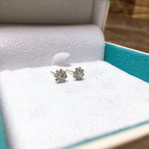 스톤헨지 1부 다이아+쓰브다이아 귀걸이 43만원