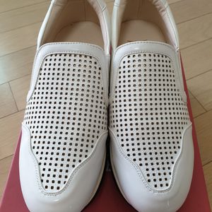 신발 새상품(헨리메인 여성슬립온)