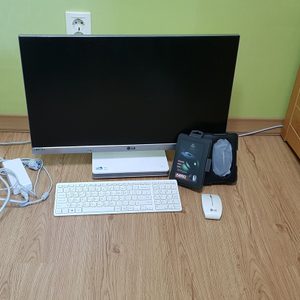 (급처) 올인원 pc v720-e.ah10k 마지막으로 내립니다.