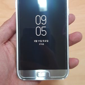 갤럭시S7 32GB 액정상태 좋은제품 10만원 팝니다