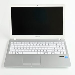 삼성 노트북5 NT500R5H-Y53L