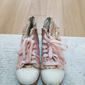 운동화