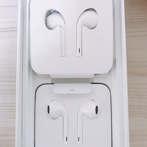 아이폰 이어폰(새제품) 삼성이어폰(새제품)