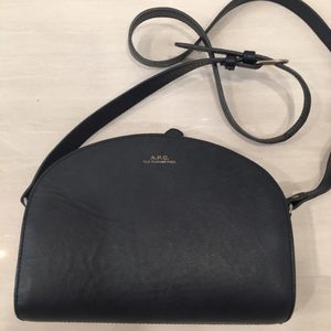 아페쎄 A.P.C 크로스백 정품 무료배송