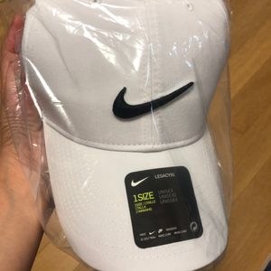 나이키모자,새제품,모자,나이키,골프모자,스우시캡,스우시