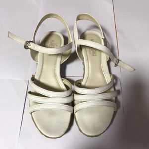 흰 샌들