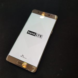 갤럭시노트FE.액정파손.급처