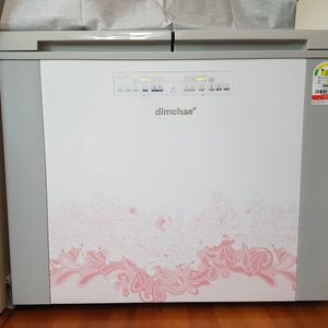 딤채 김치냉장고 160L (전용김치통 8개 전부있음)