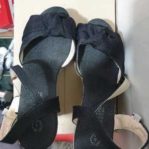 샌들 240